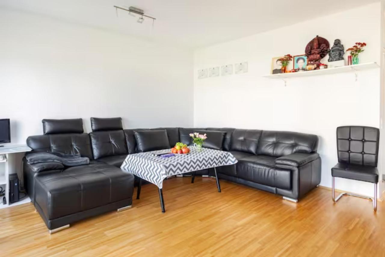Privatzimmer Mit Balkon-Richtung Messe Hannover Bagian luar foto