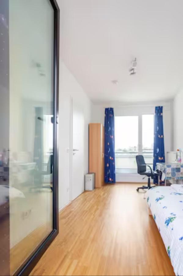 Privatzimmer Mit Balkon-Richtung Messe Hannover Bagian luar foto